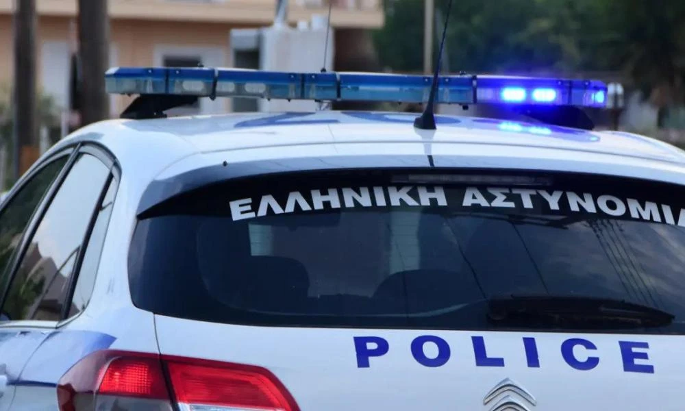 Ηράκλειο: Τρόμος για 21χρονη και τη μητέρα της - Τις κυνηγούσε 21χρονος από κατάστημα σε κατάστημα